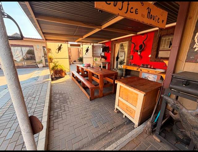 3 BEDROOM HOUSE FOR SALE IN GOLF PARK